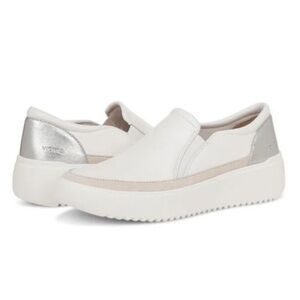 Vionic Kearny White Platform Slip-On Sneakers with Silver Heel EUC Womens 9